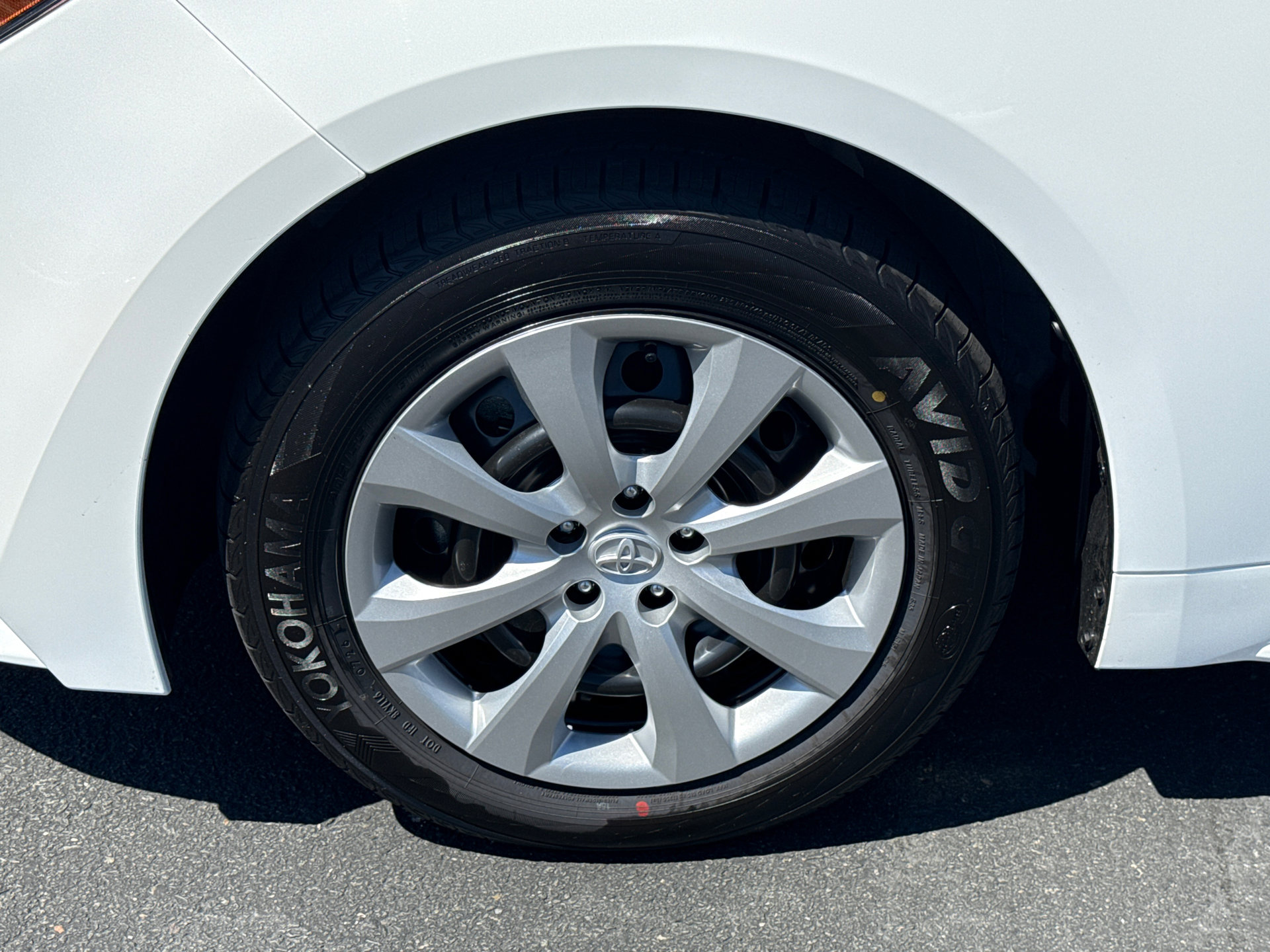 New 2026 Toyota Corolla LE FWD image 5