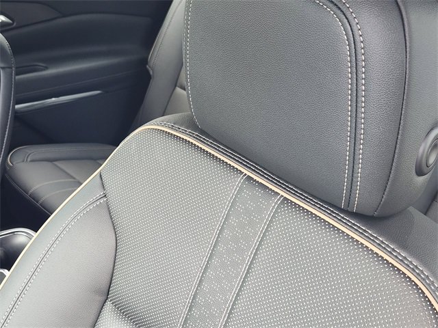 Used 2026 Chevrolet Traverse High Country w/ LPO, Floor Liner Package AWD/4WD image 20