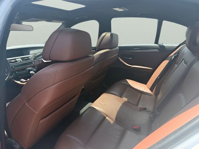 Used 2013 BMW 550i xDrive Sedan AWD/4WD image 9