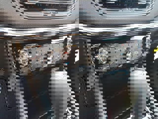 New 2026 Jeep Compass Limited image 33