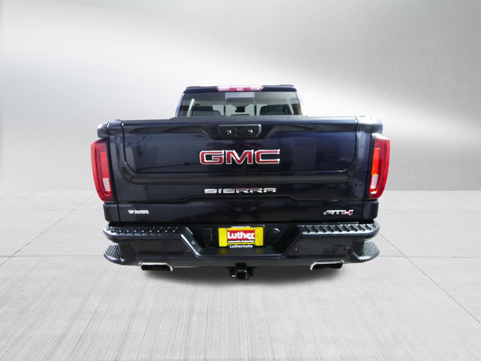 Used 2022 GMC Sierra 1500 AT4 w/ AT4 Premium Package AWD/4WD image 6