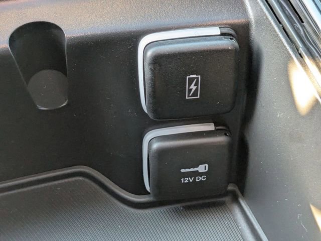 New 2026 Chrysler Pacifica Limited image 23