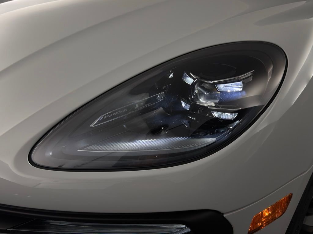 New 2026 Porsche Macan S image 11