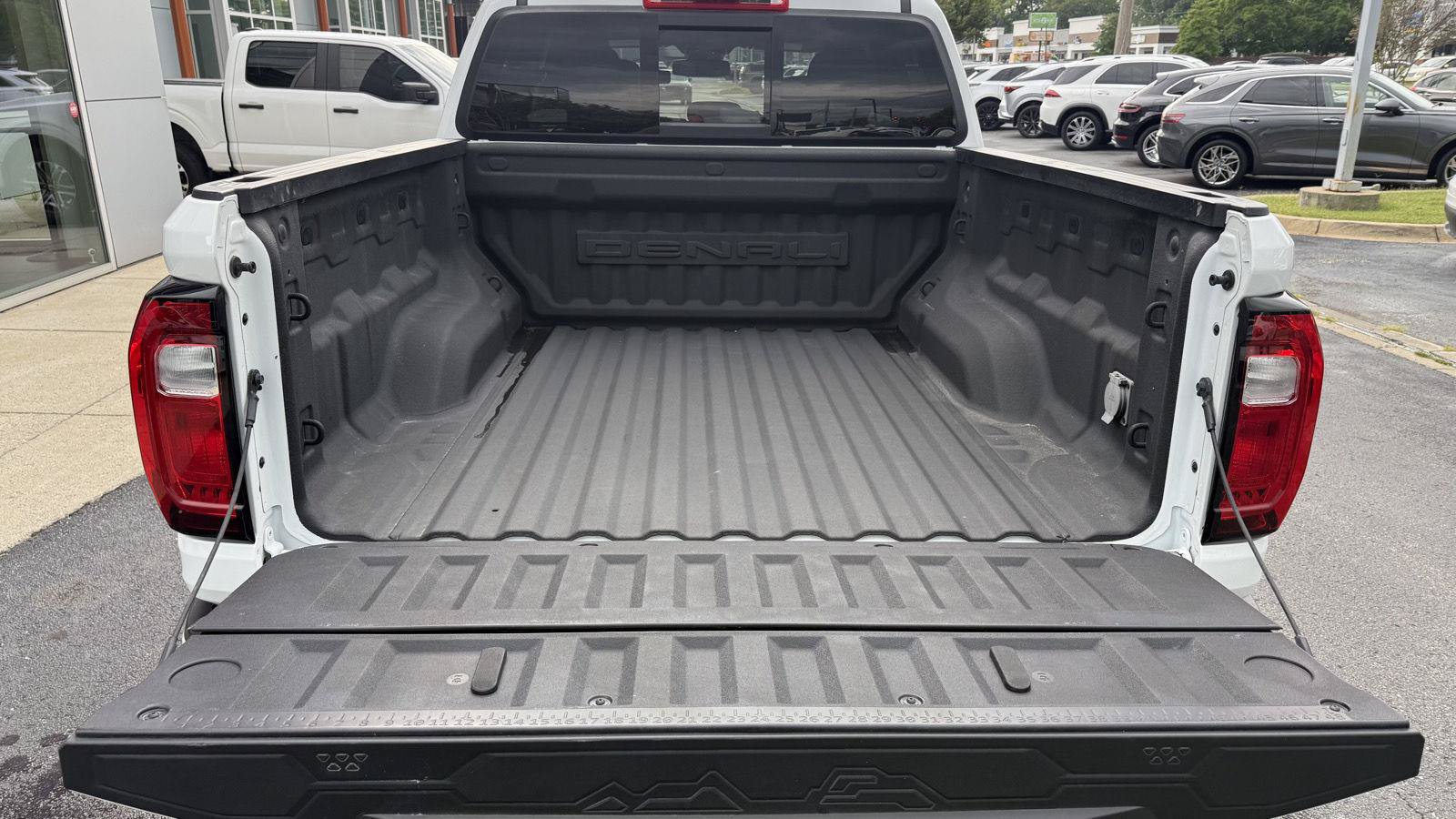 Used 2023 GMC Canyon Denali AWD/4WD image 19