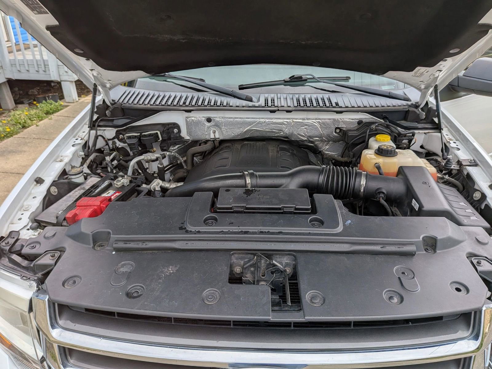 Used 2017 Ford Expedition EL XLT w/ Equipment Group 202A image 17