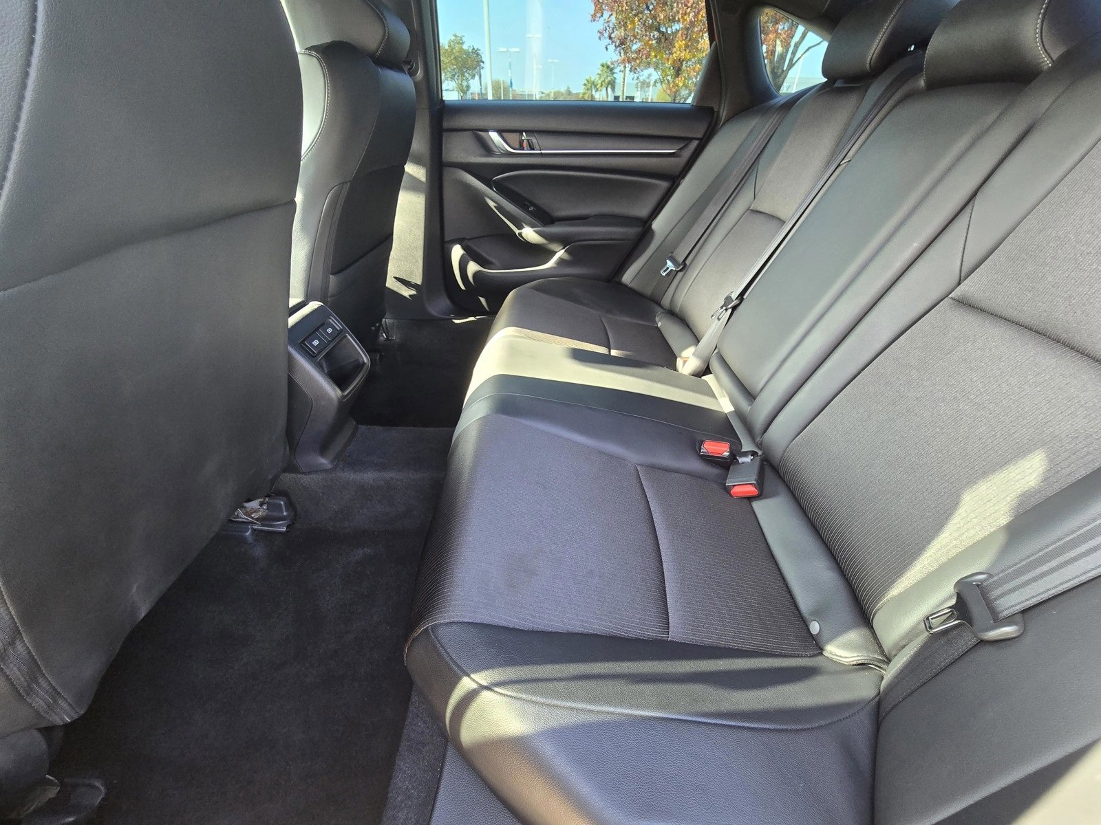 Used 2021 Honda Accord Sport image 10