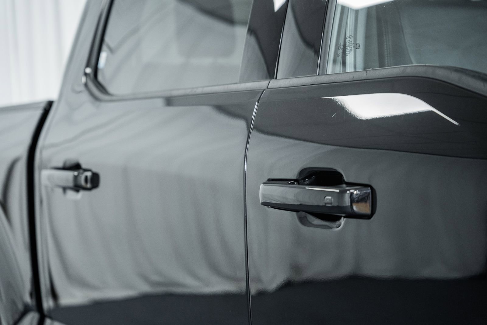 Certified 2025 Ford F150 Lariat w/ Equipment Group 502A High image 15