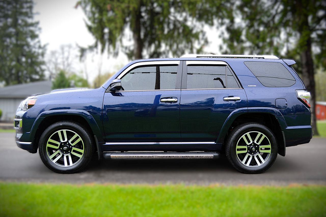 Used 2023 Toyota 4Runner Limited AWD/4WD image 8