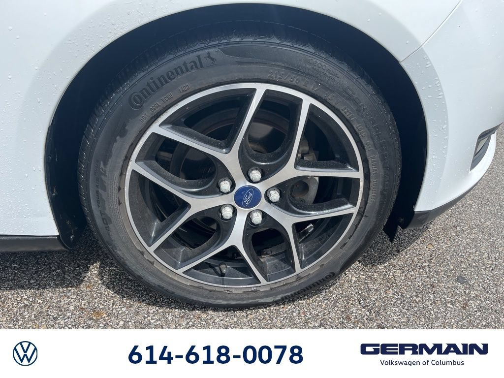 Used 2018 Ford Focus SEL w/ Cold Weather Package FWD image 14