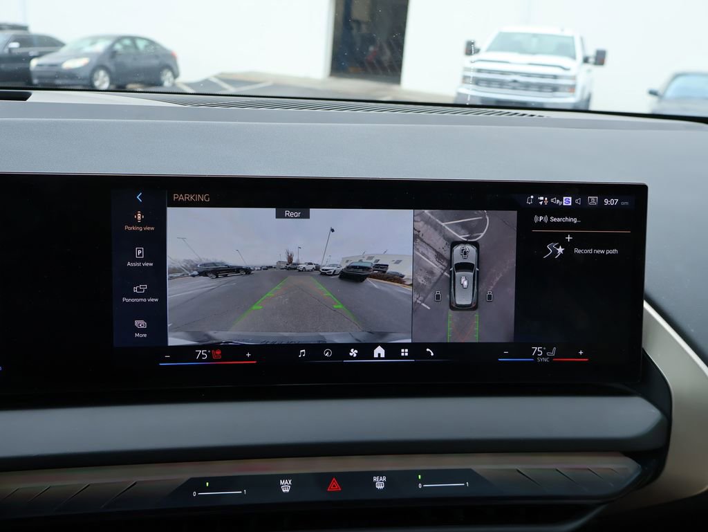 Certified 2025 BMW X3 xDrive30i w/ Premium Package image 26