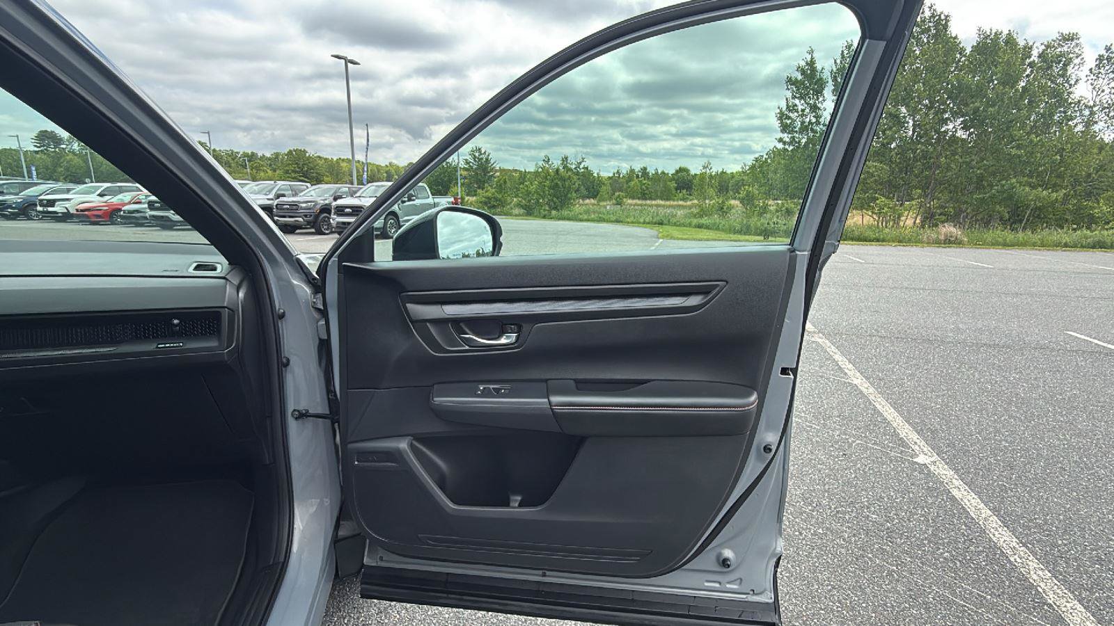 Certified 2026 Honda CR-V Sport image 17