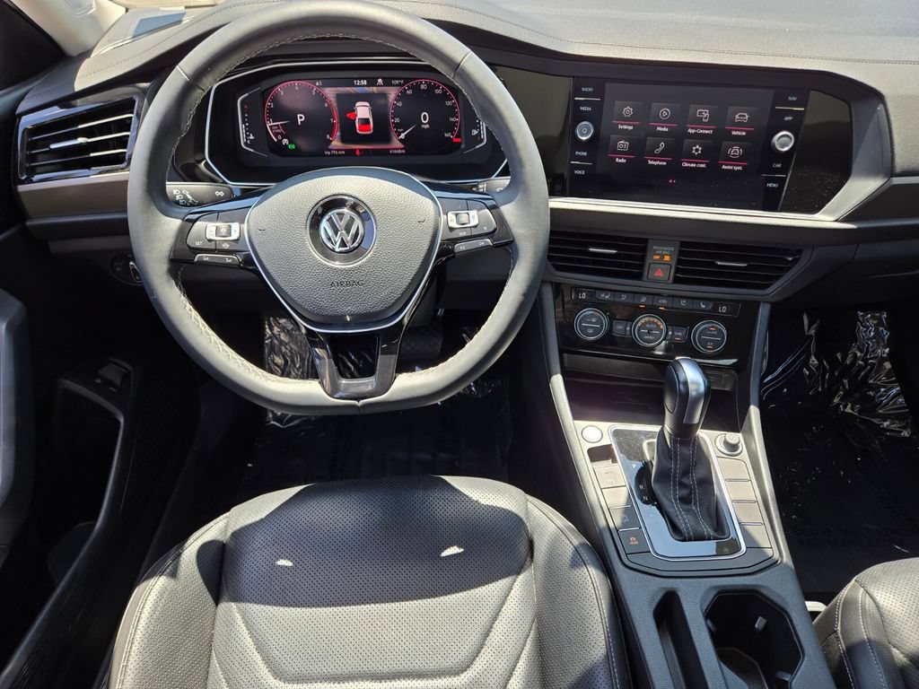 Certified 2021 Volkswagen Jetta SEL Premium FWD image 13