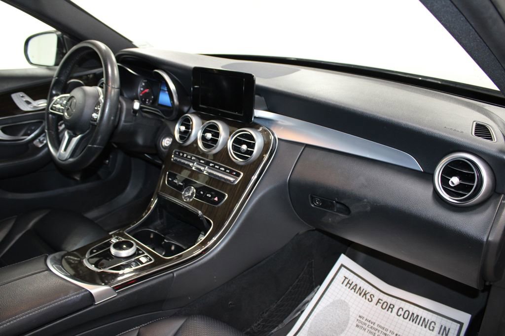 Used 2019 Mercedes-Benz C 300 Sedan image 25