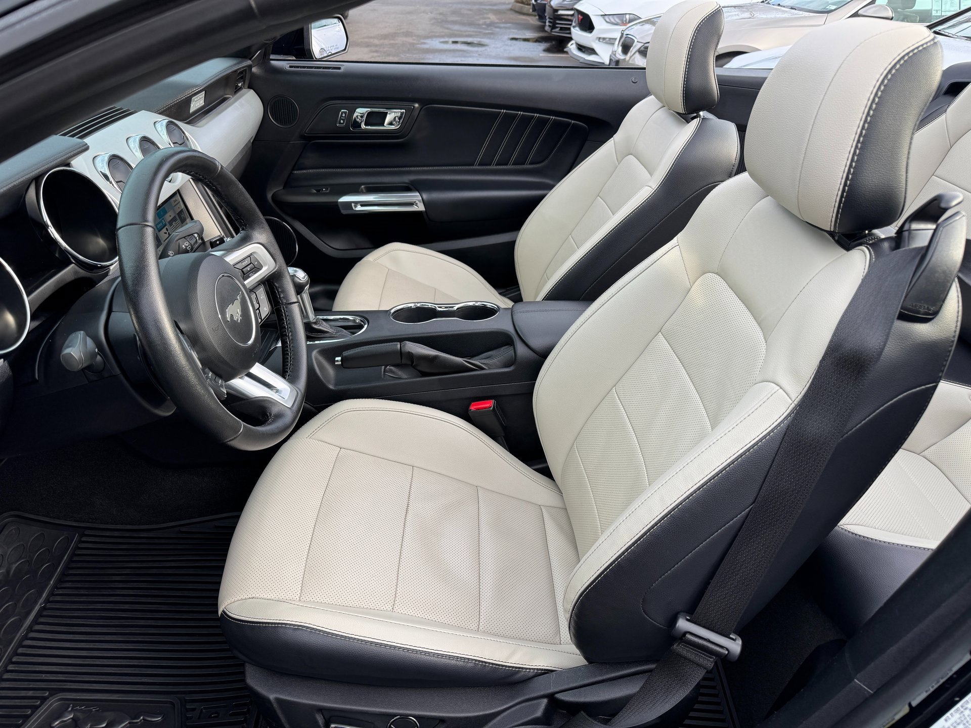 Used 2017 Ford Mustang GT Premium w/ Equipment Group 401A image 18