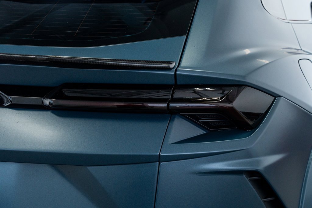 Used 2020 Lamborghini Urus image 34