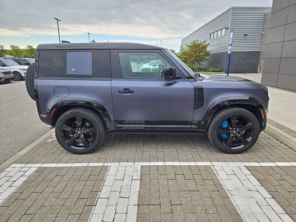 Used 2022 Land Rover Defender 90 V8 AWD/4WD image 4