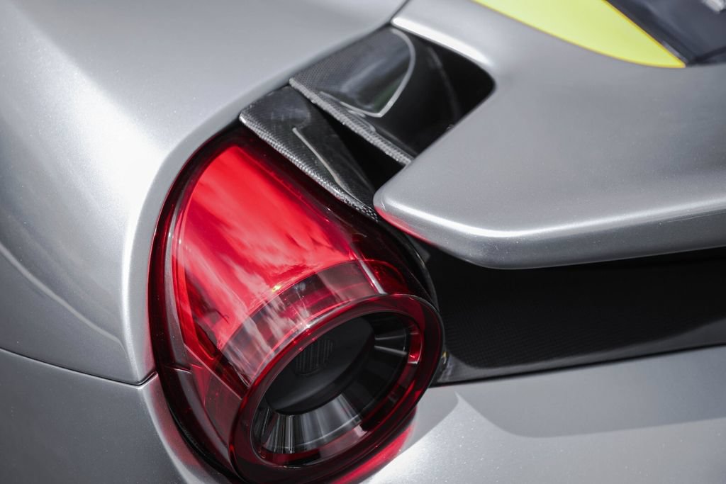 Certified 2020 Ferrari 488 Pista Spider RWD image 20