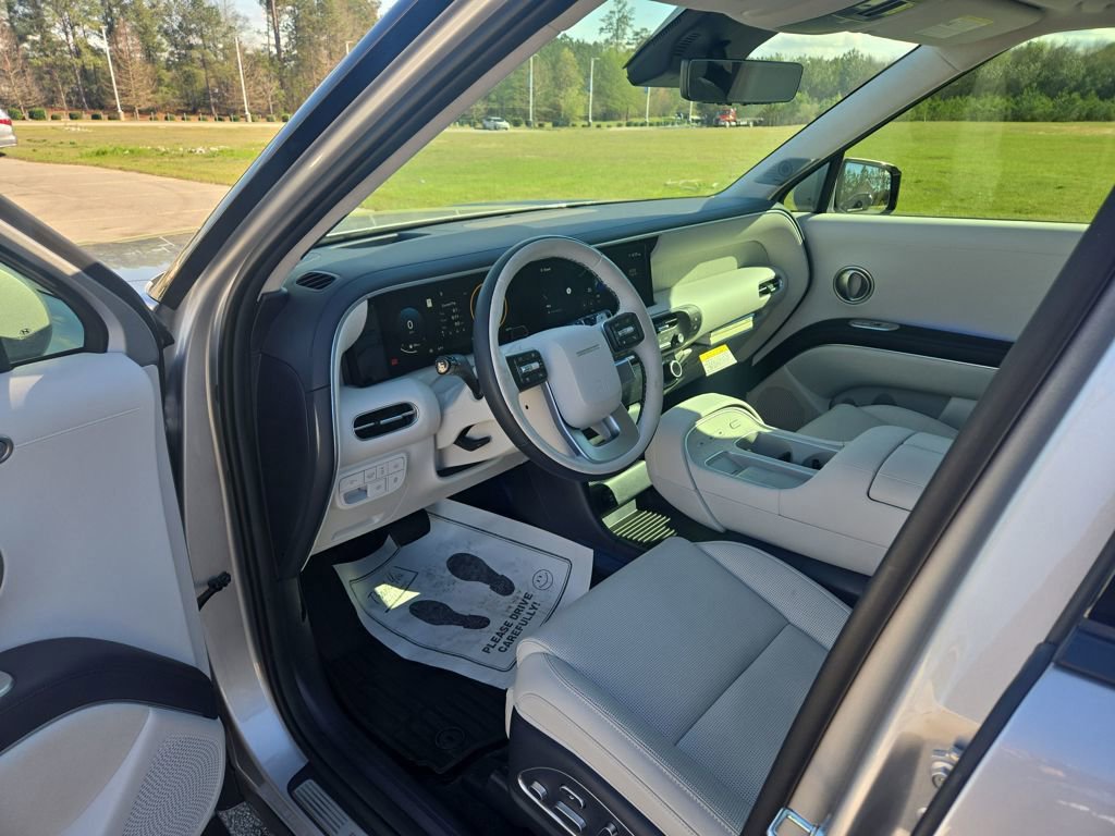 Used 2026 Hyundai Palisade Calligraphy image 6