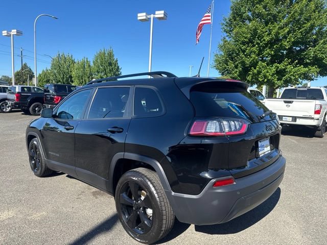 Used 2019 Jeep Cherokee Latitude Plus FWD image 3