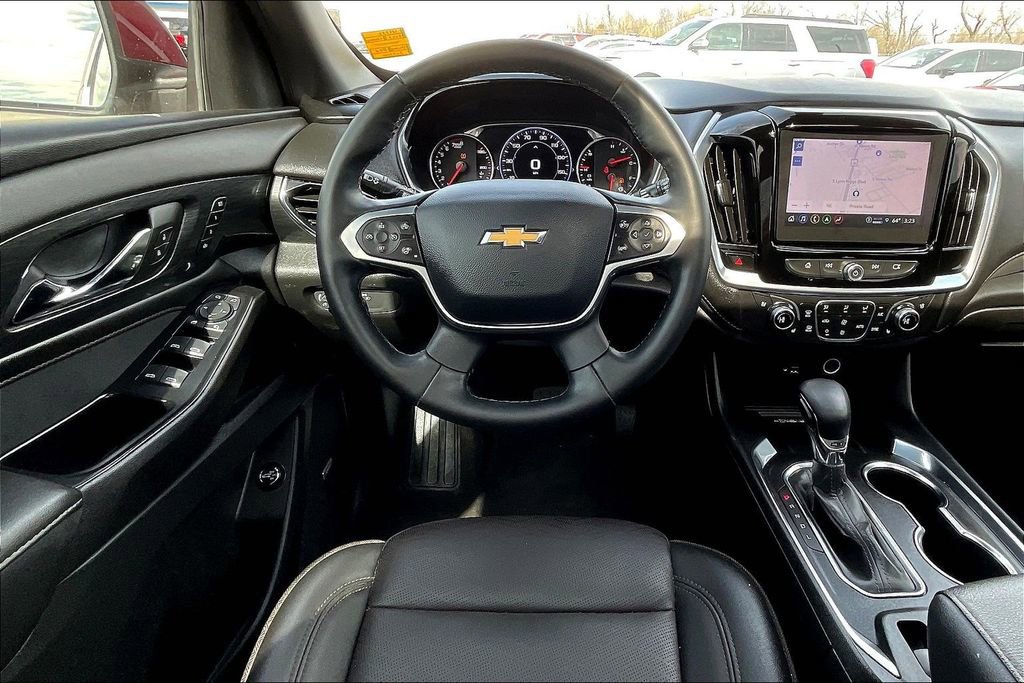 Used 2023 Chevrolet Traverse High Country image 5