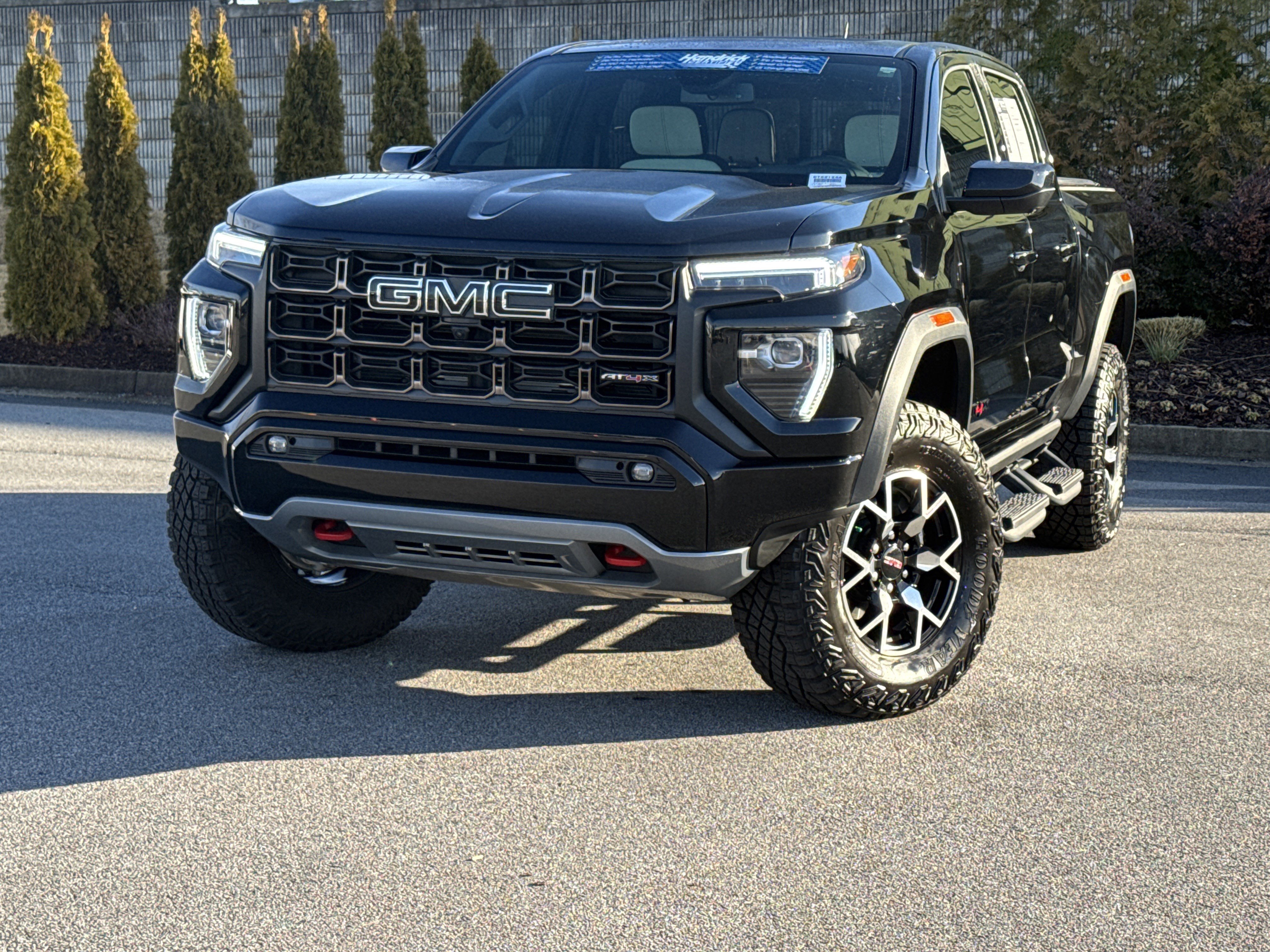 Used 2024 GMC Canyon AT4X image 5