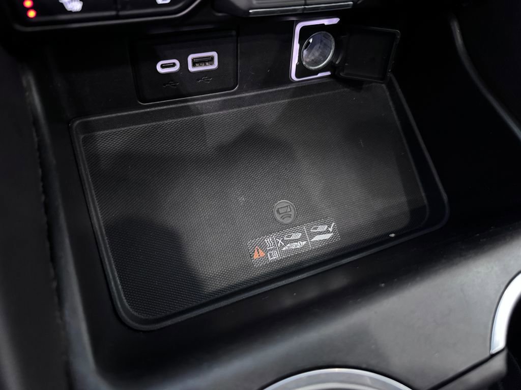 Used 2021 Chevrolet Tahoe Z71 w/ Z71 Signature Package image 25