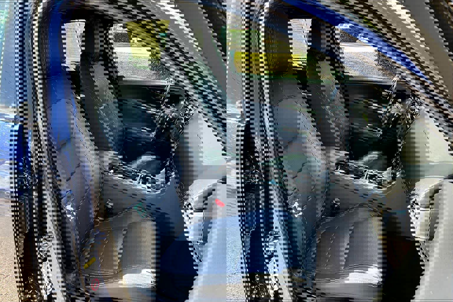 Used 2018 Jaguar XE R-Sport image 9