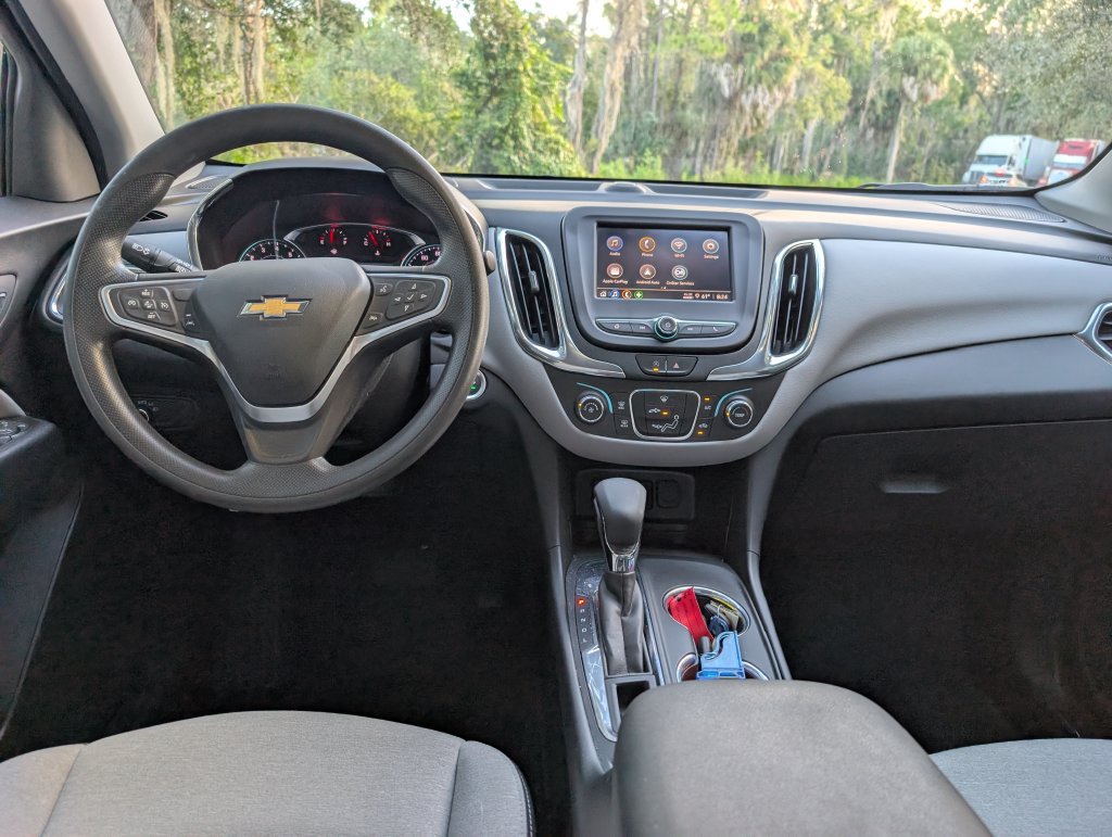 Used 2023 Chevrolet Equinox LS w/ LS Convenience Package FWD image 11