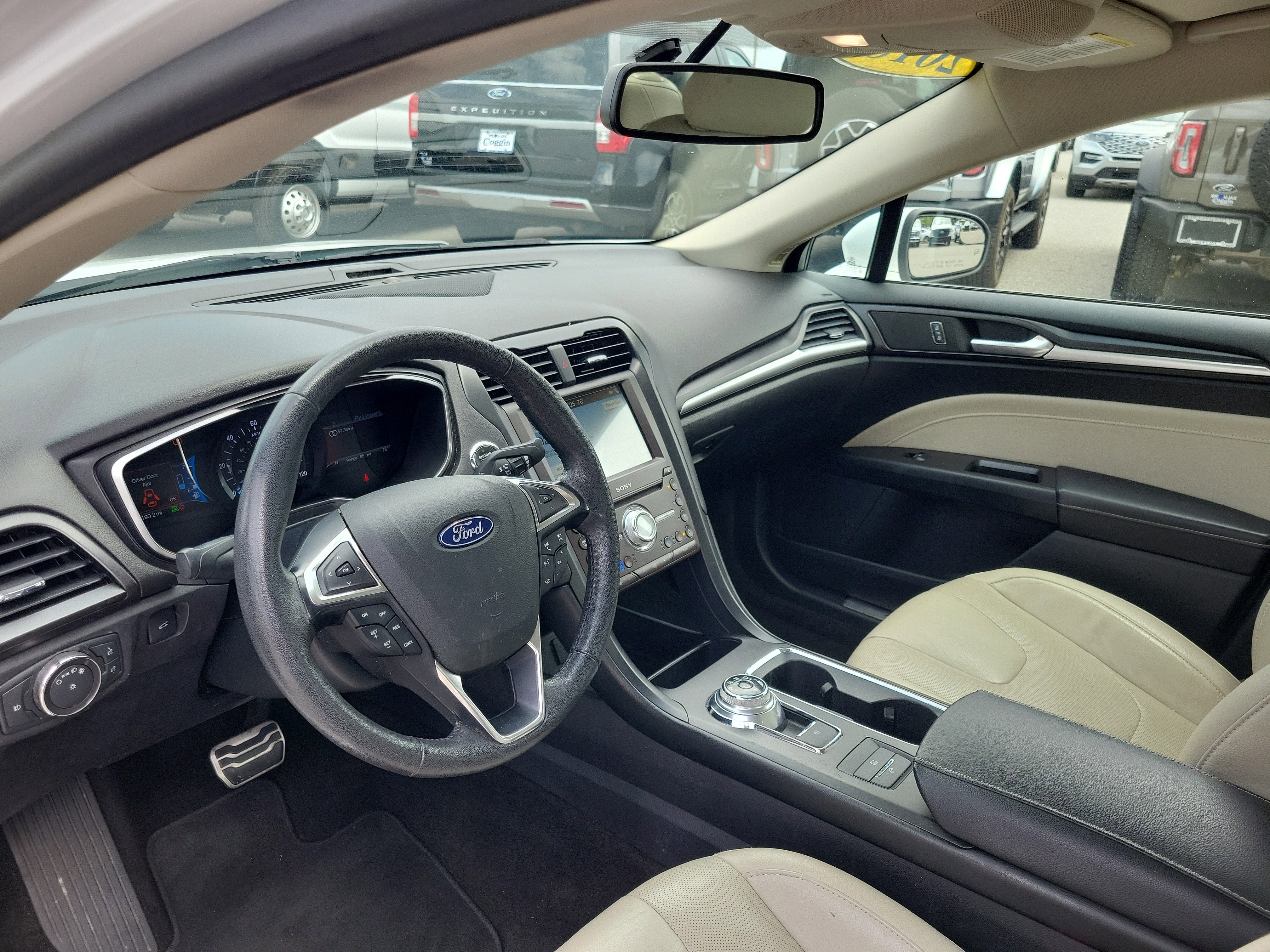 Used 2018 Ford Fusion Titanium image 7