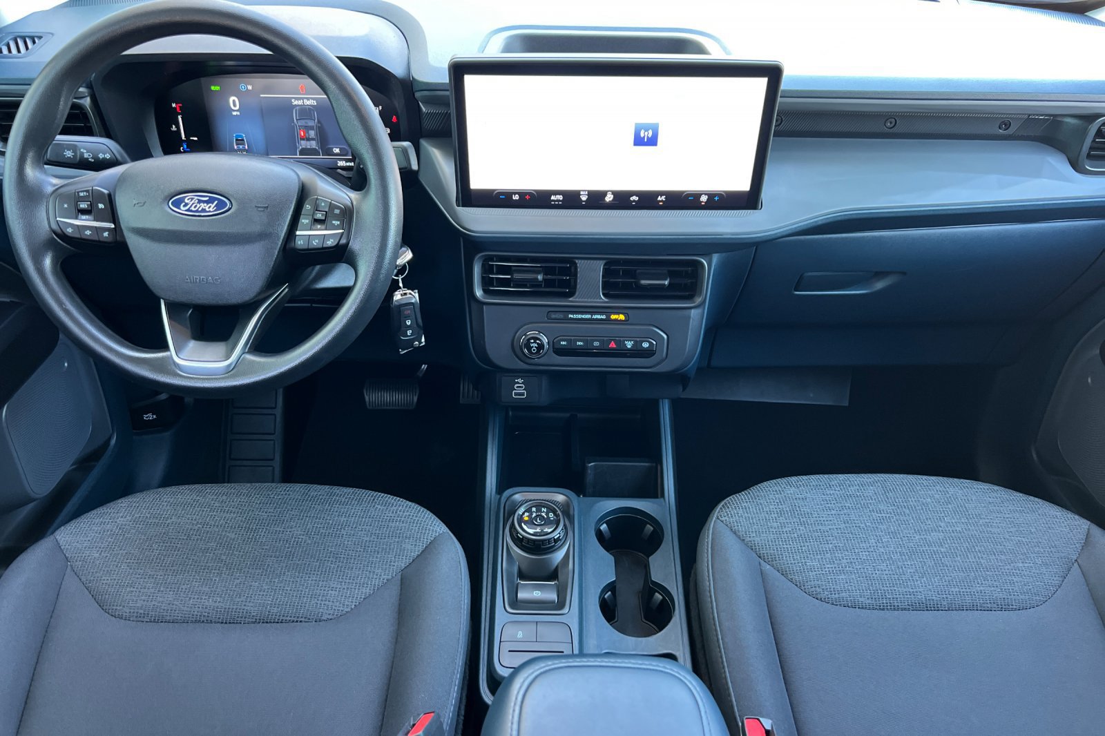 Certified 2025 Ford Maverick XL FWD image 3