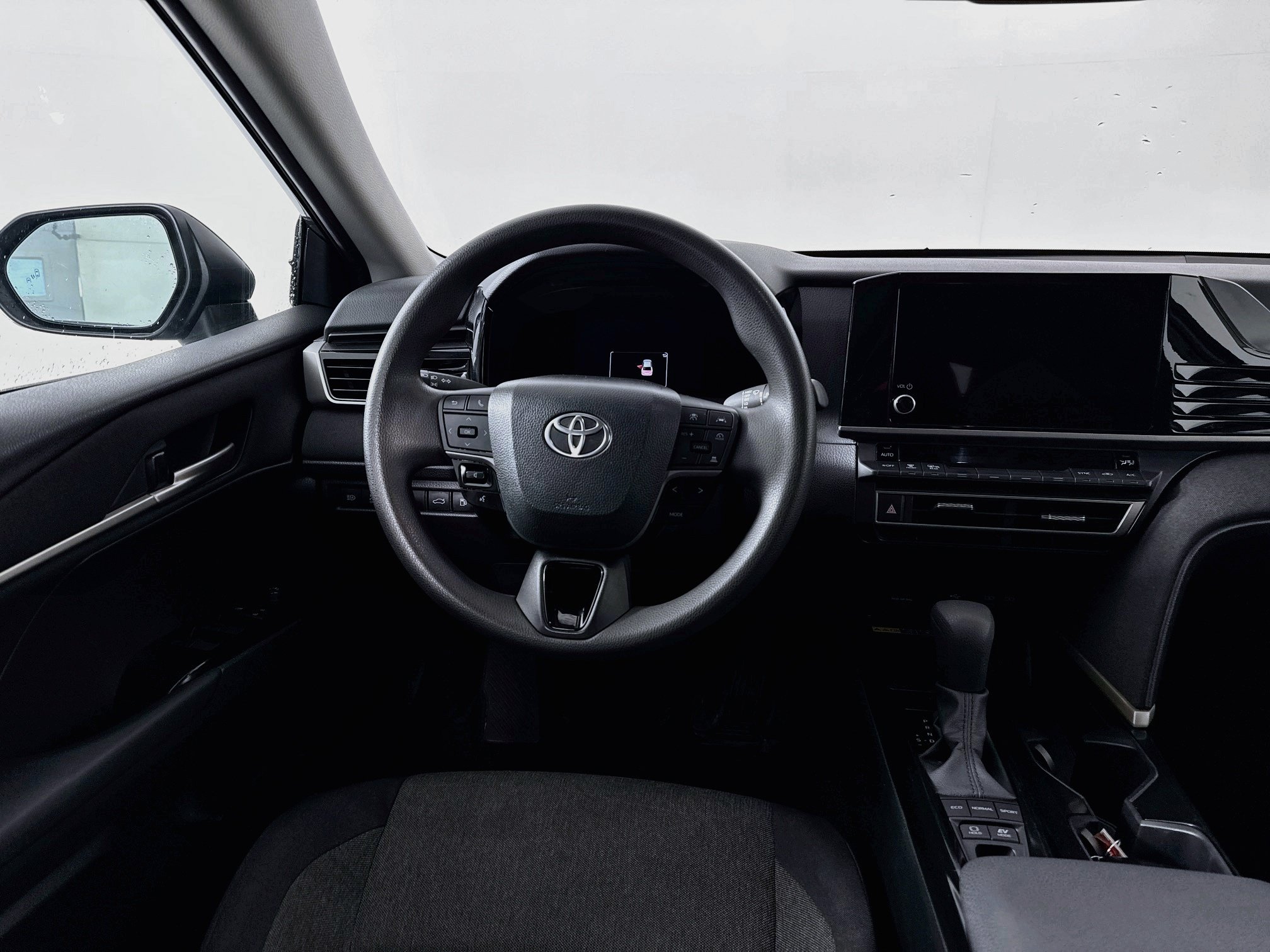 Certified 2025 Toyota Camry LE FWD image 21