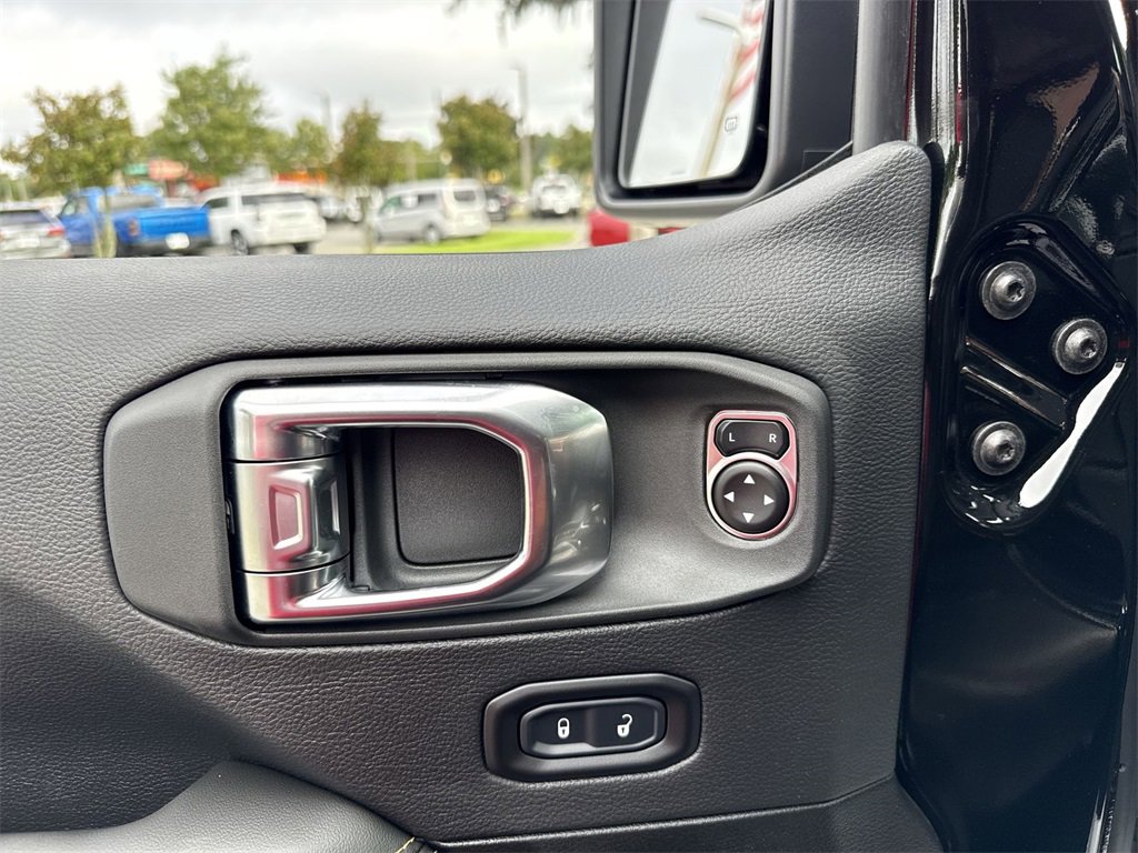 New 2025 Jeep Wrangler Sahara image 13