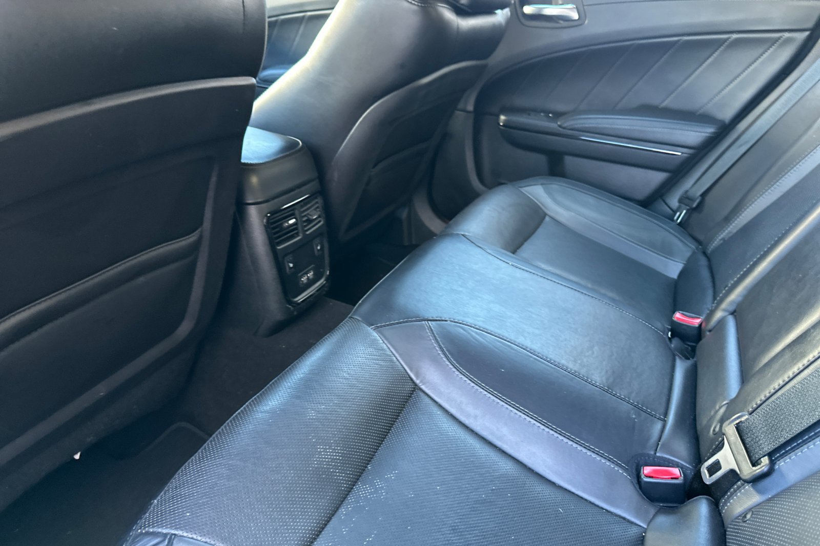 Used 2019 Dodge Charger SXT w/ Plus Group RWD image 14