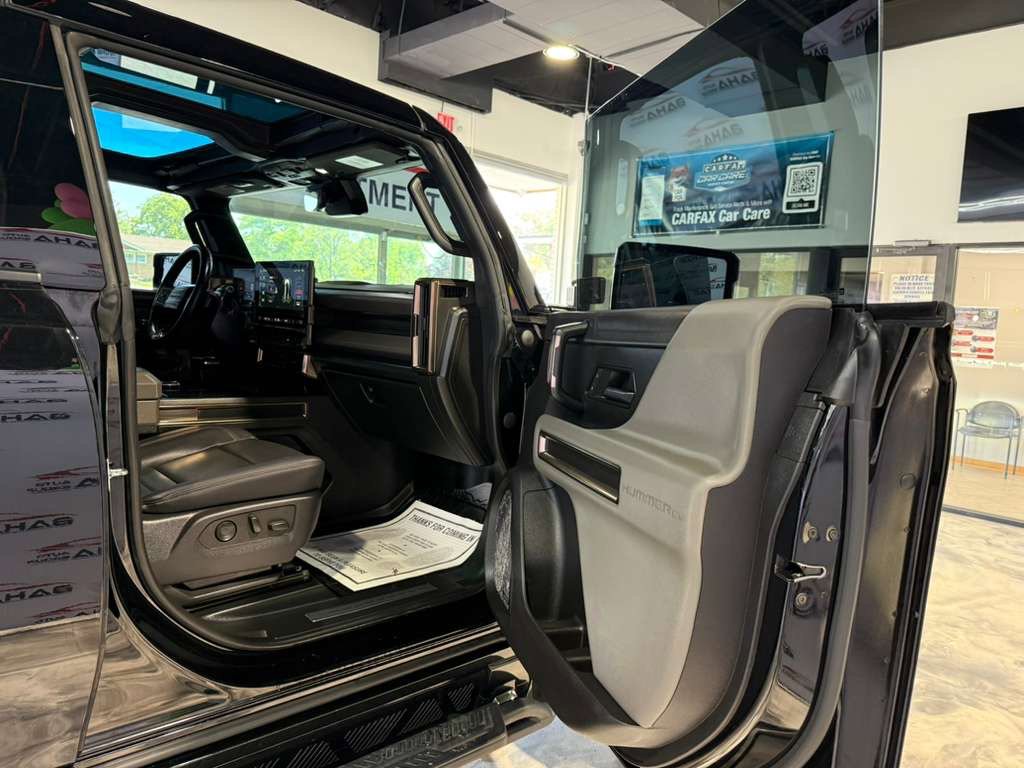 Used 2024 GMC Hummer EV 3X w/ Extreme Off-Road Package AWD/4WD image 53