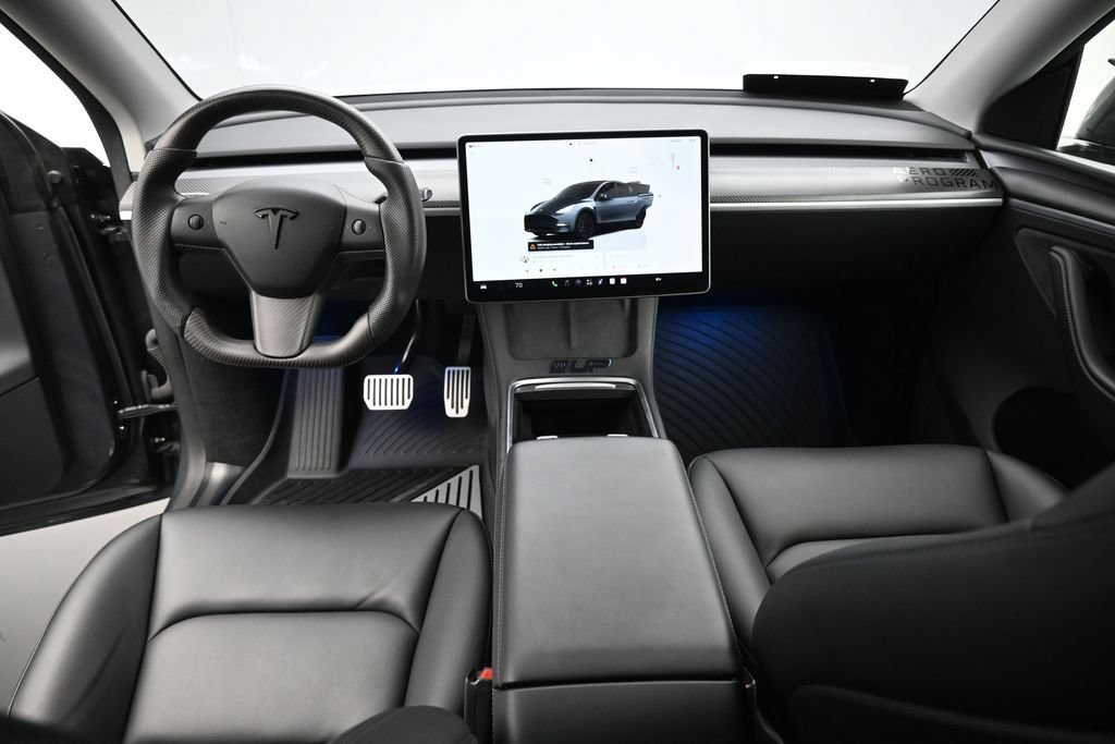 Used 2023 Tesla Model Y Long Range AWD/4WD image 18