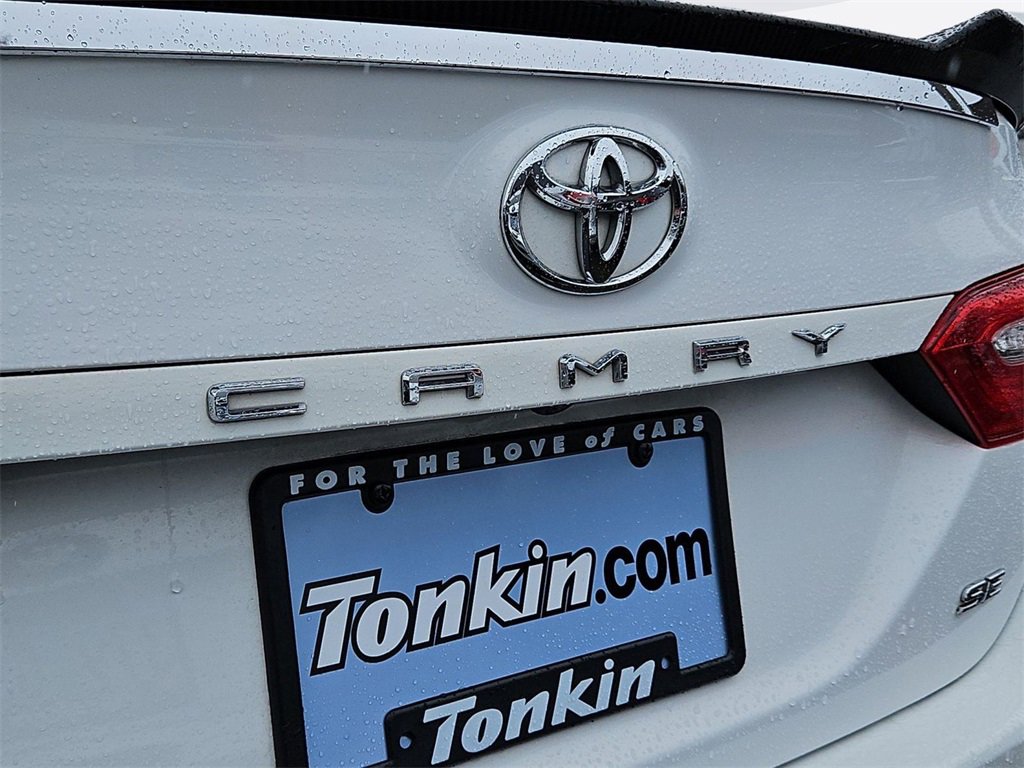 Used 2020 Toyota Camry SE image 25