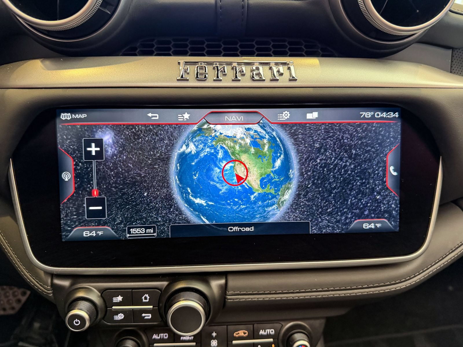 Used 2019 Ferrari Portofino RWD image 13