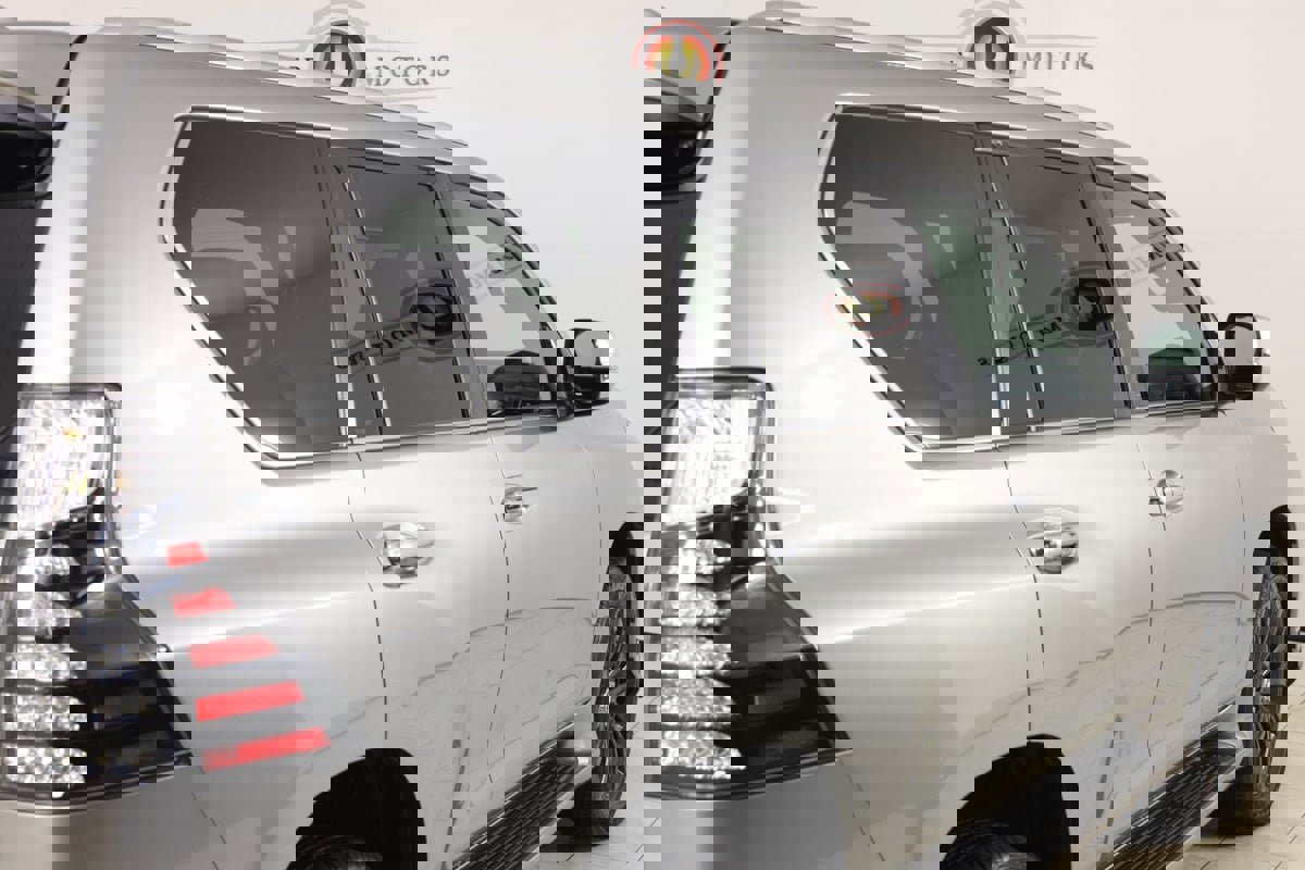 Used 2023 Lexus GX 460 Luxury w/ Sport Design Package image 42