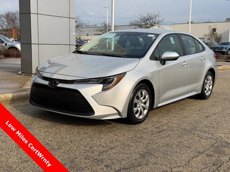 Used 2023 Toyota Corolla LE image 7