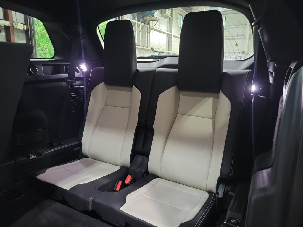 Certified 2021 Land Rover Discovery Sport S R-Dynamic AWD/4WD image 26