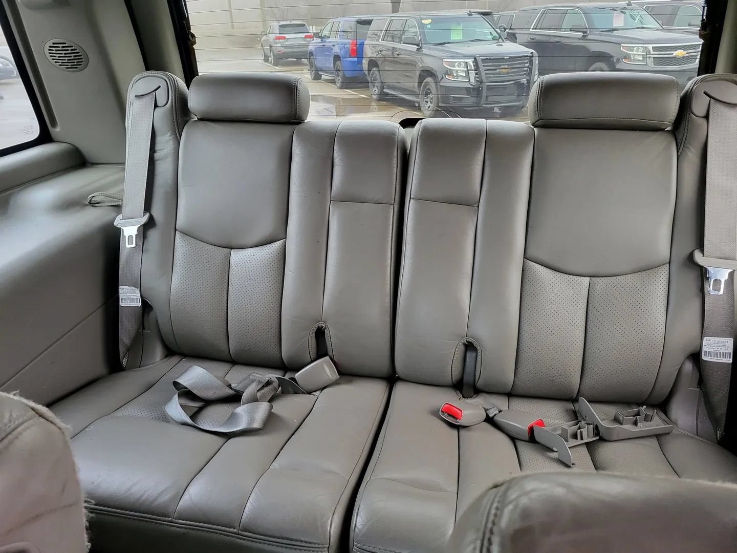 Used 2003 Cadillac Escalade AWD image 6
