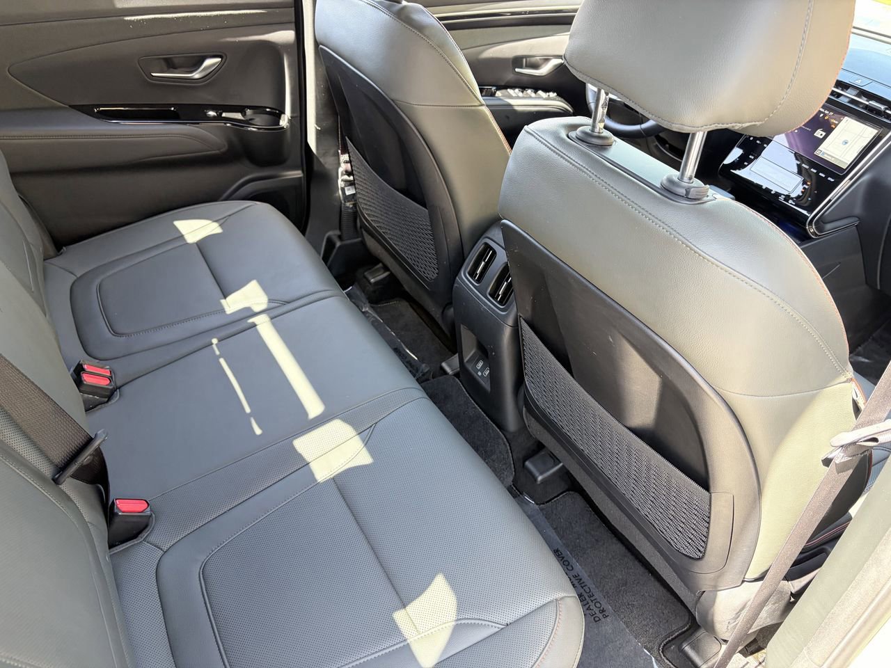 Used 2022 Hyundai Santa Cruz Limited AWD/4WD image 14