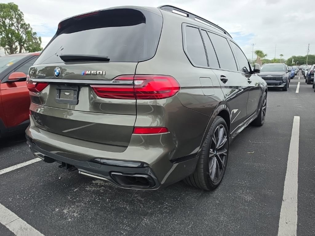 Used 2022 BMW X7 M50i AWD/4WD image 14