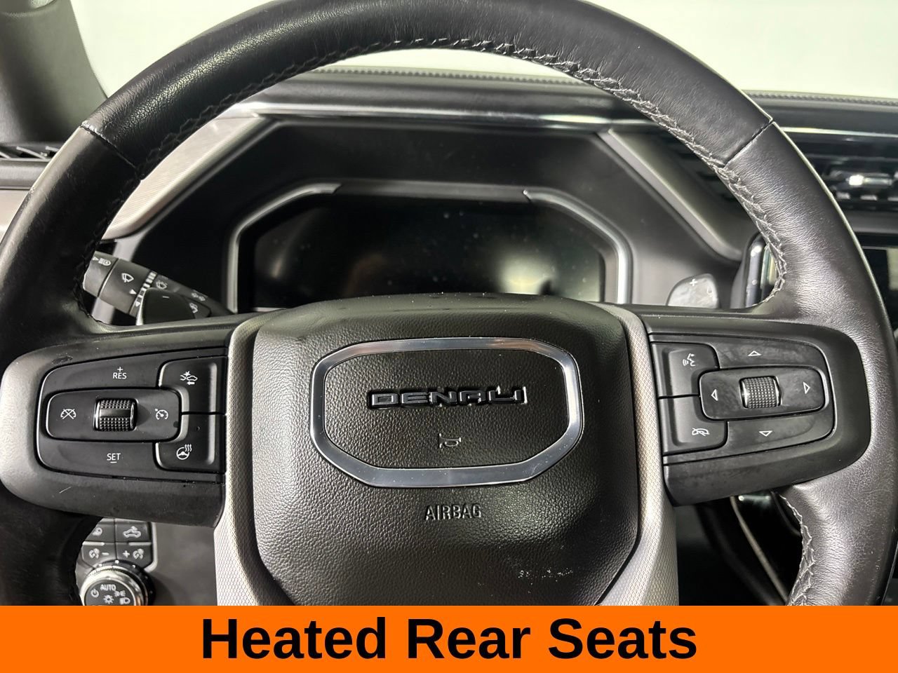 Used 2022 GMC Sierra 1500 Denali w/ Technology Package AWD/4WD image 17