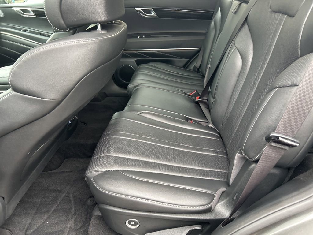 Used 2025 Genesis GV80 2.5T Standard image 20