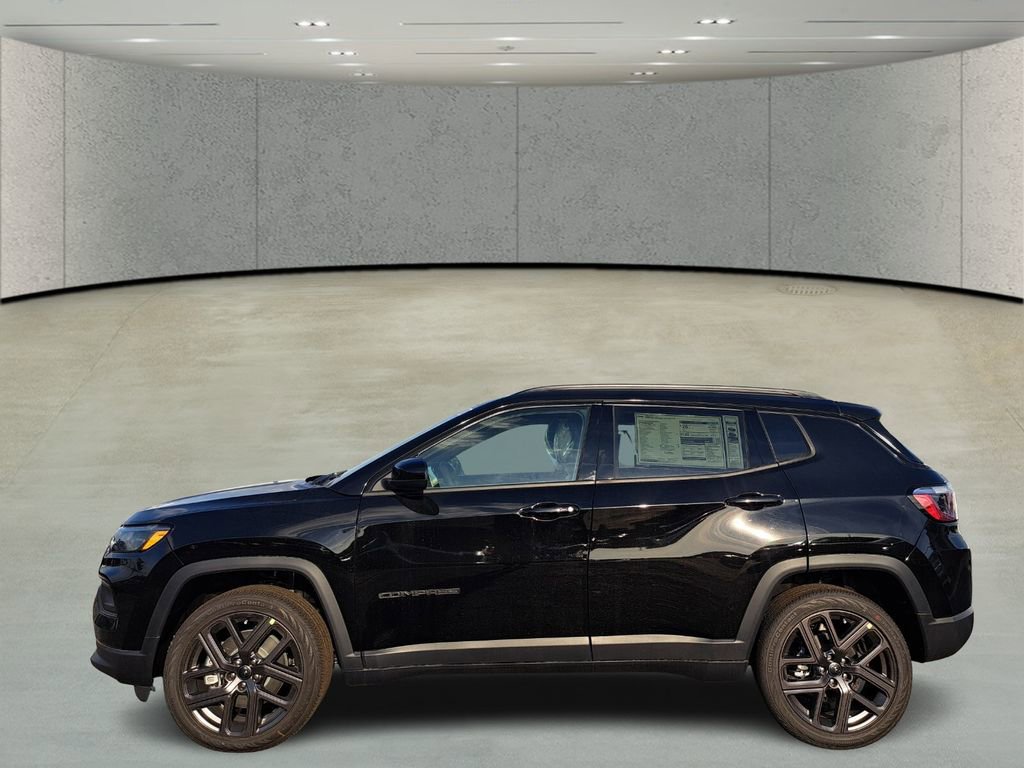 New 2026 Jeep Compass Latitude image 7