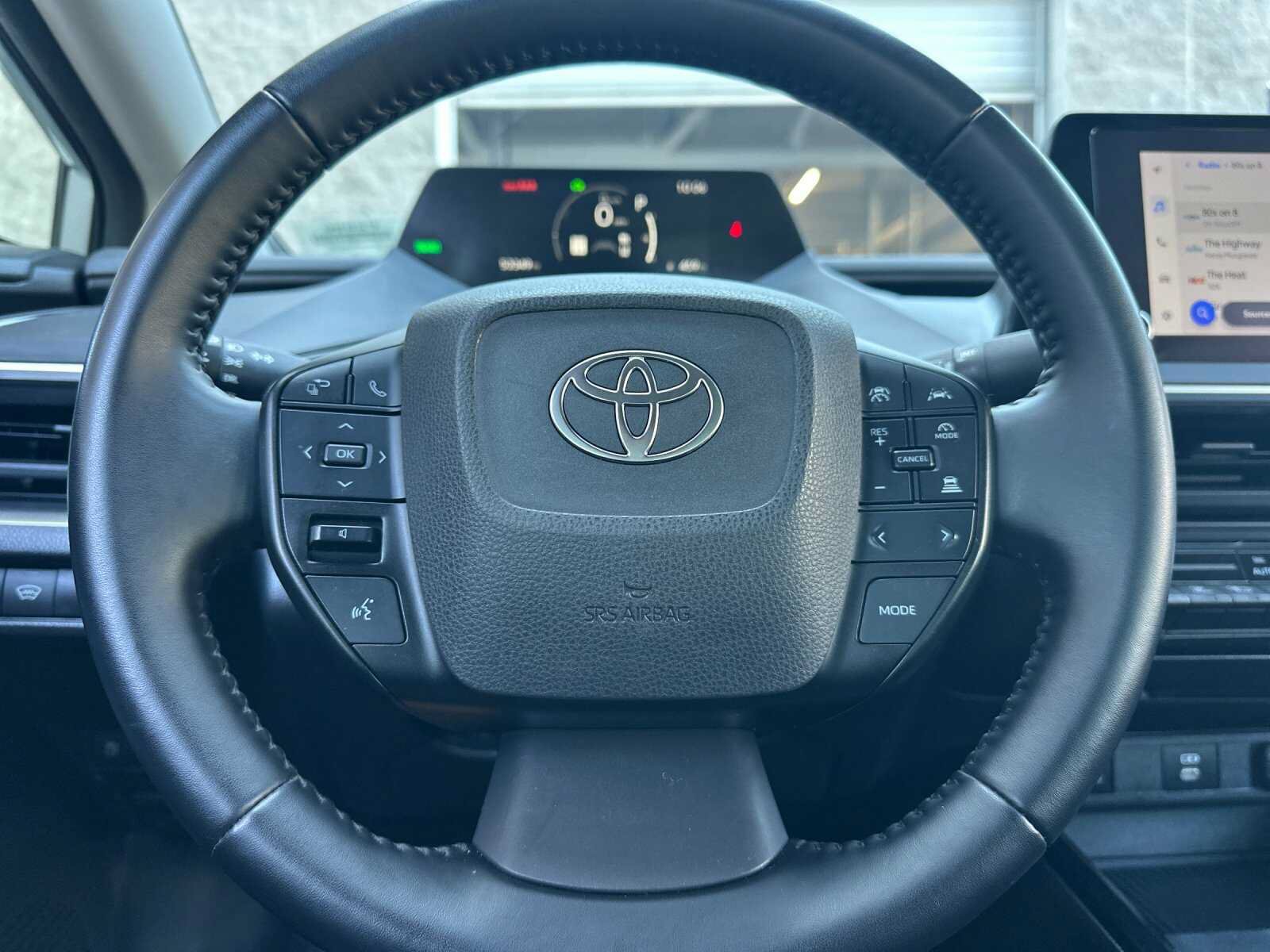 Used 2024 Toyota Prius LE FWD image 26