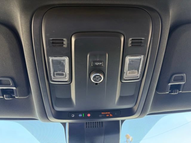 Used 2025 Chevrolet Tahoe LT AWD/4WD image 26