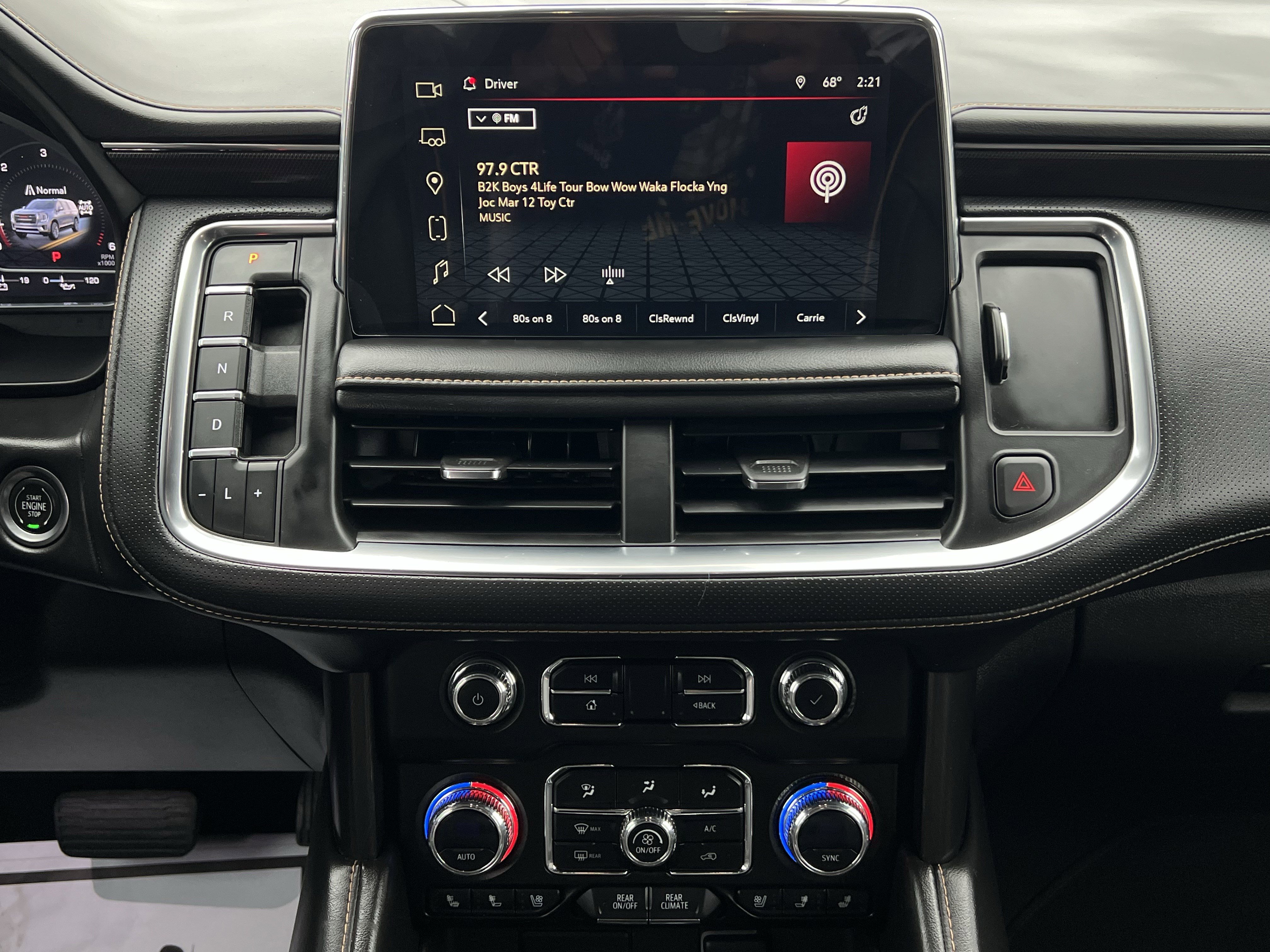 Used 2023 GMC Yukon AT4 image 18