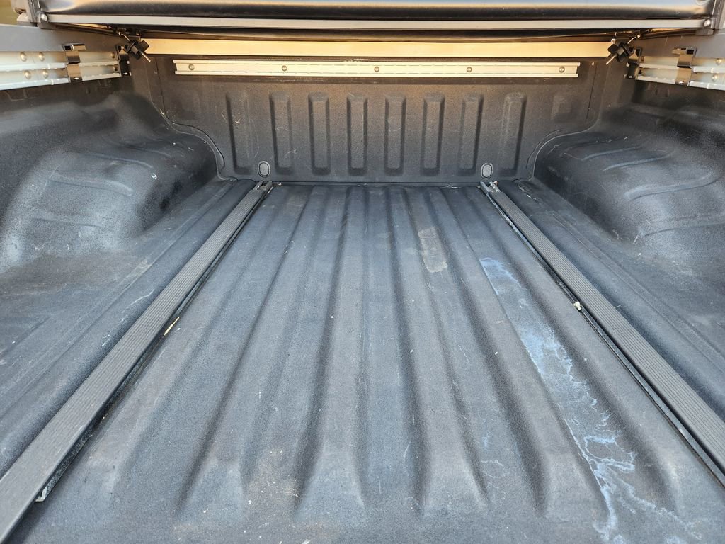 Used 2019 Nissan Frontier SL image 32